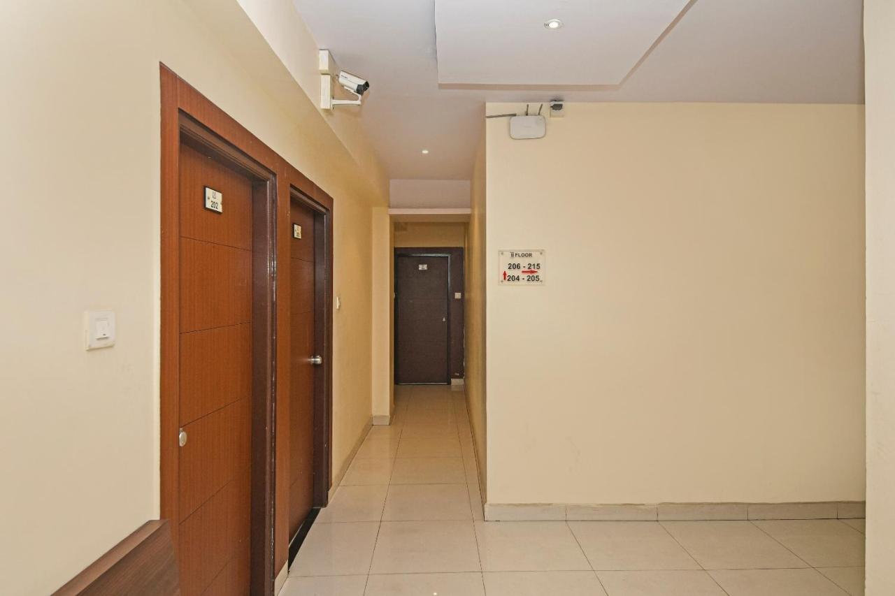 Capital O 76622 Hotel Raama Grand Májszúr Kültér fotó