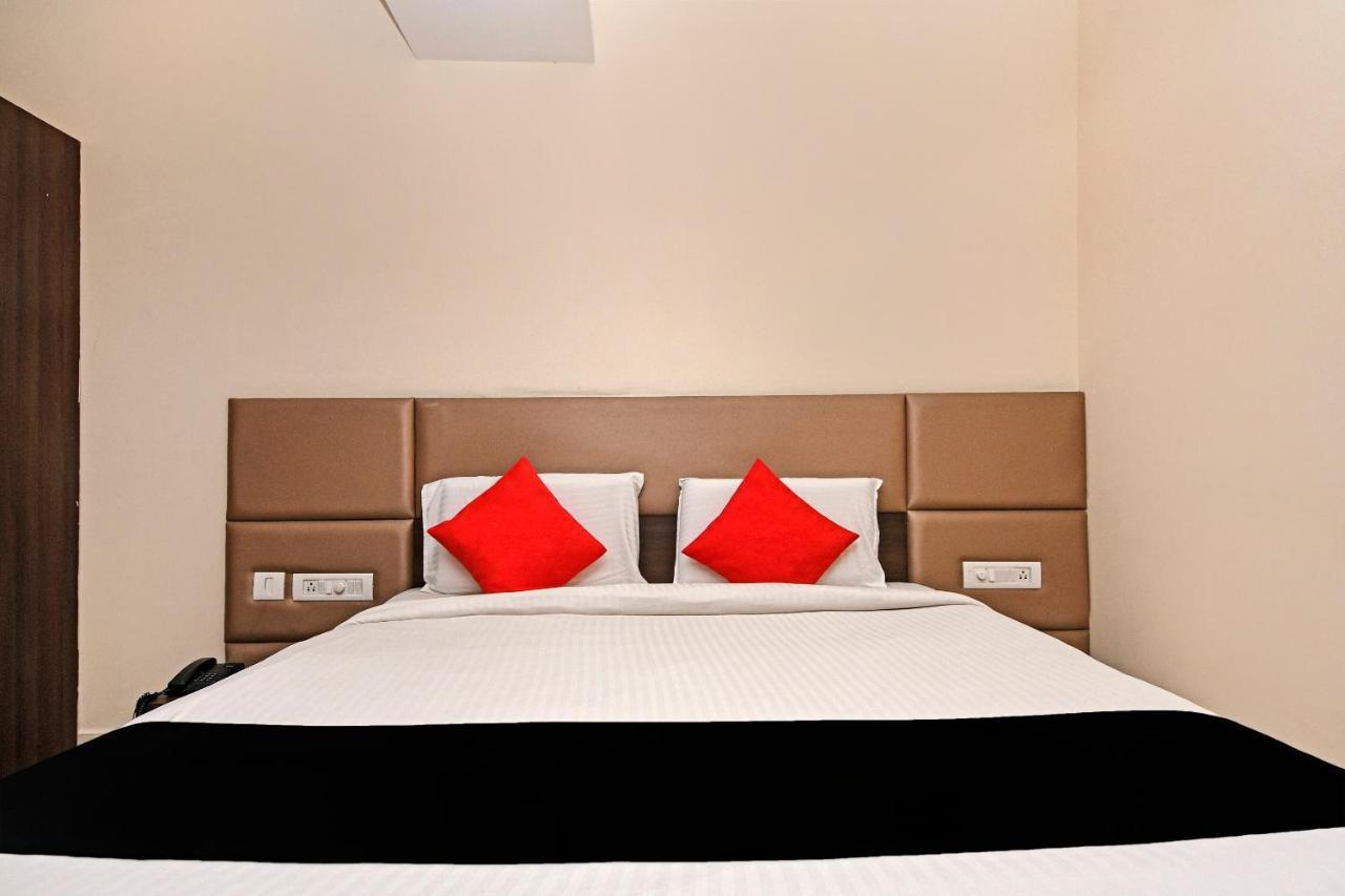 Capital O 76622 Hotel Raama Grand Májszúr Kültér fotó