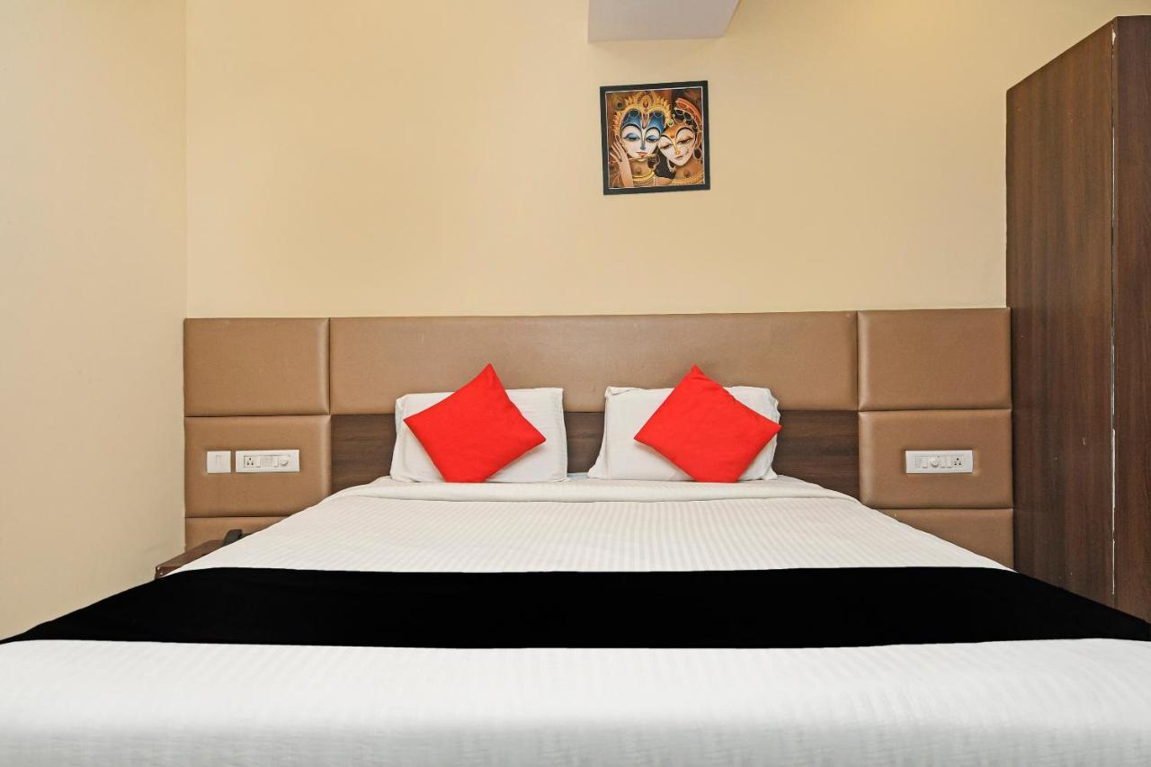 Capital O 76622 Hotel Raama Grand Májszúr Kültér fotó